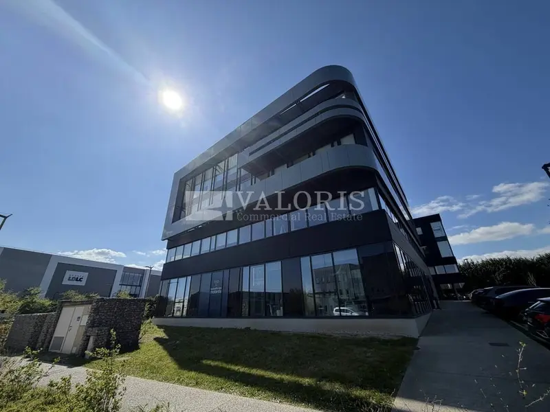 Bureau à louer - Limonest (69760) - 149 m² - 2 235 €/mois