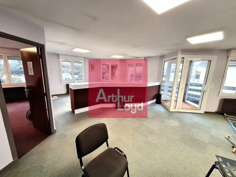 Bureau à vendre - Riom (63200) - 320 m²