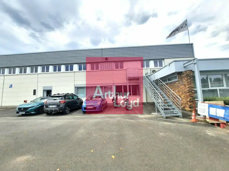 Bureau à louer - Gerzat (63360) - 290 m² - 2 500 €/mois
