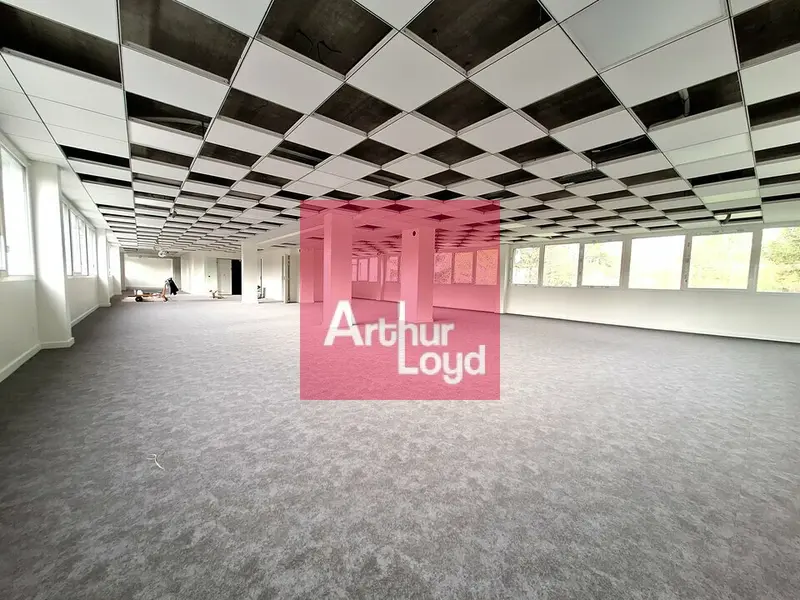 Bureau à louer - Clermont-Ferrand (63000) - 419 m² - 5 237 €/mois