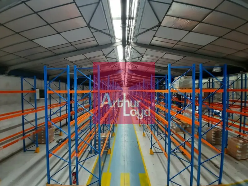 COURNON ZI A LOUER ENTREPOT  4 846 M²