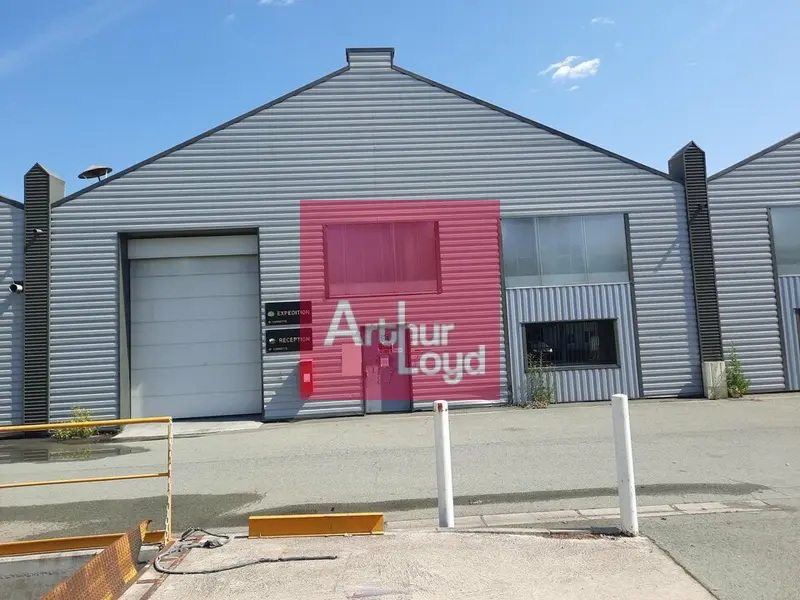 Entrepôt / Activité à louer - Riom (63200) - 1000 m² - 5 000 €/mois
