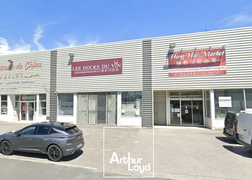 Local Commercial à vendre - La Chapelle-Aux-Brocs (19360) - 1721 m²