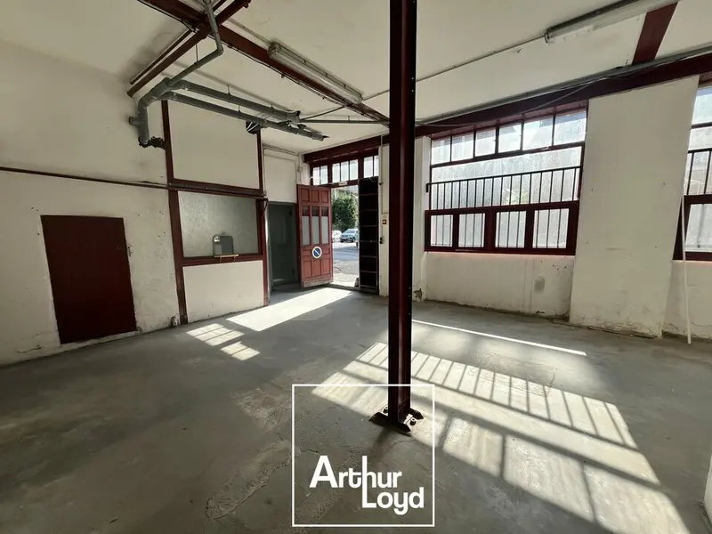 Entrepôt / Activité à louer - Brive-La-Gaillarde (19100) - 67 m² - 535 €/mois