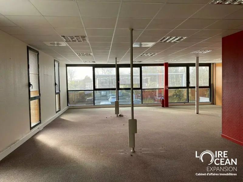 Bureau à louer - Carquefou (44470) - 185 m² - 2 081 €/mois