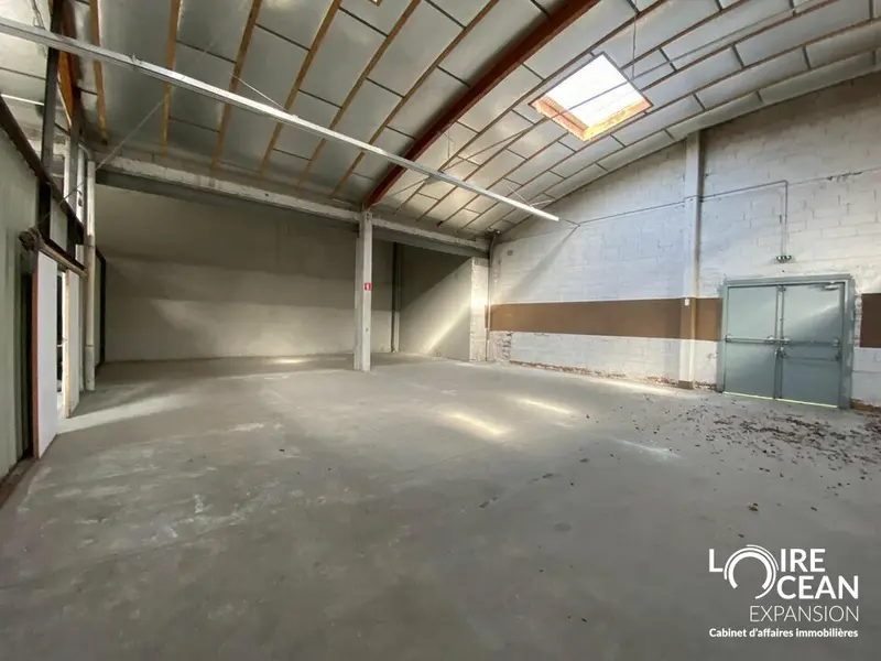 Entrepôt / Activité à louer - Nantes (44300) - 172 m² - 875 €/mois