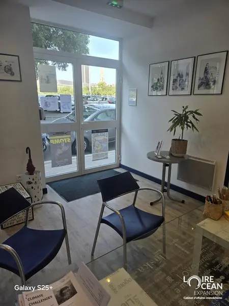 Bureau à louer - Nantes (44000) - 88 m² - 1 900 €/mois