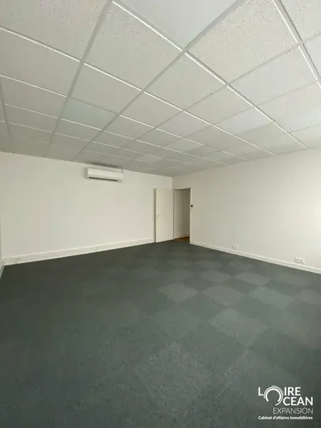 Bureau à louer - Nantes (44300) - 133 m² - 1 440 €/mois