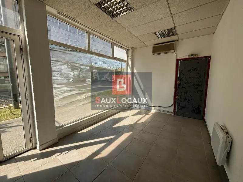 Local Commercial à louer - Avignon (84000) - 58 m² - 700 €/mois