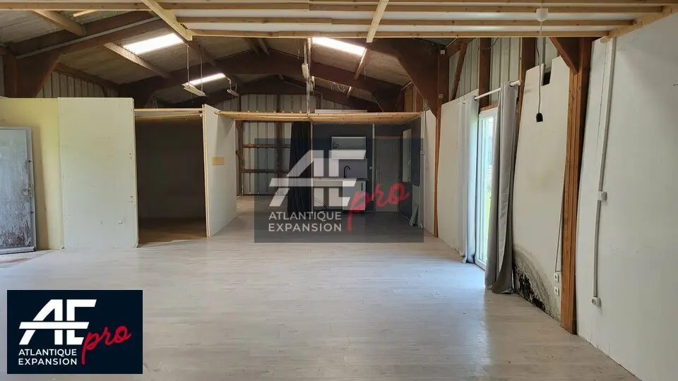 A louer Locaux d'activité 168m² Saint-Nazaire