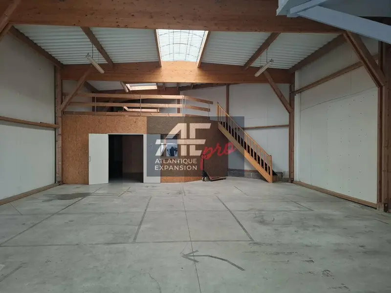 A LOUER LOCAL D'ACTIVITE Zone de BRAIS par Atlantique Expansion Pro