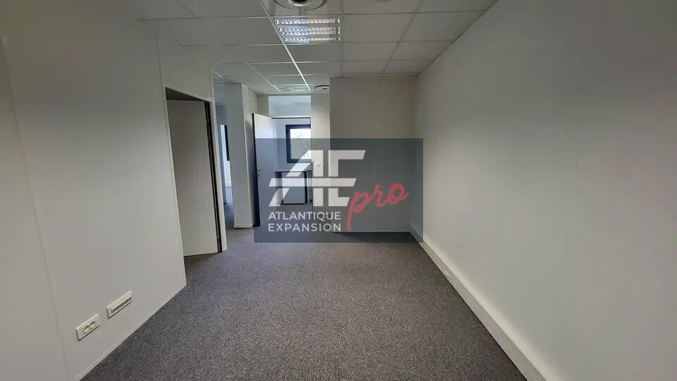 Bureau à louer - Trignac (44570) - 52 m² - 804 €/mois