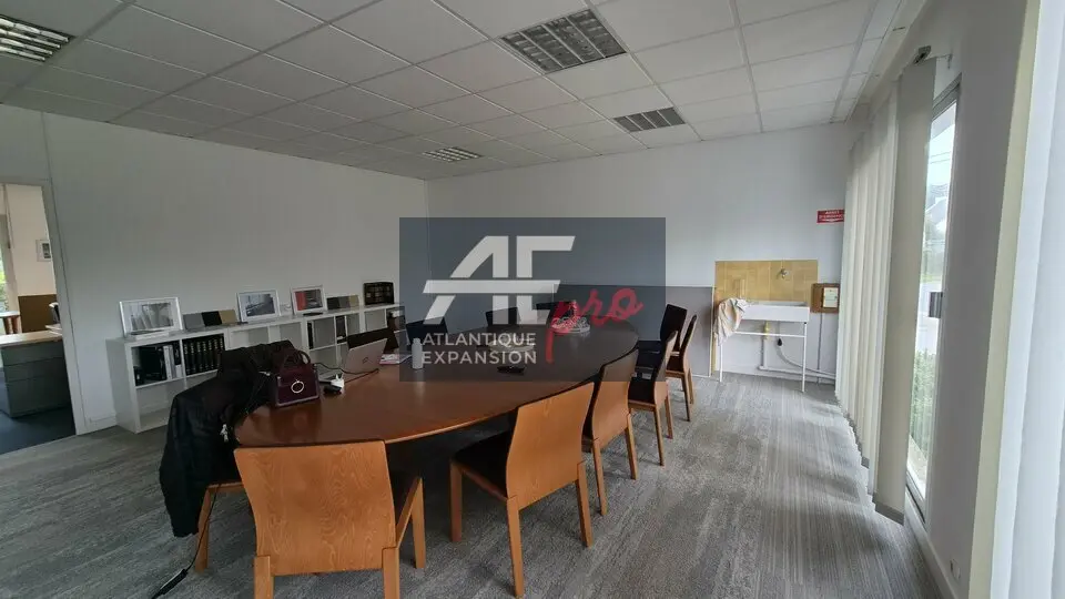Bureau à louer - Saint-Nazaire (44600) - 228 m² - 2 400 €/mois
