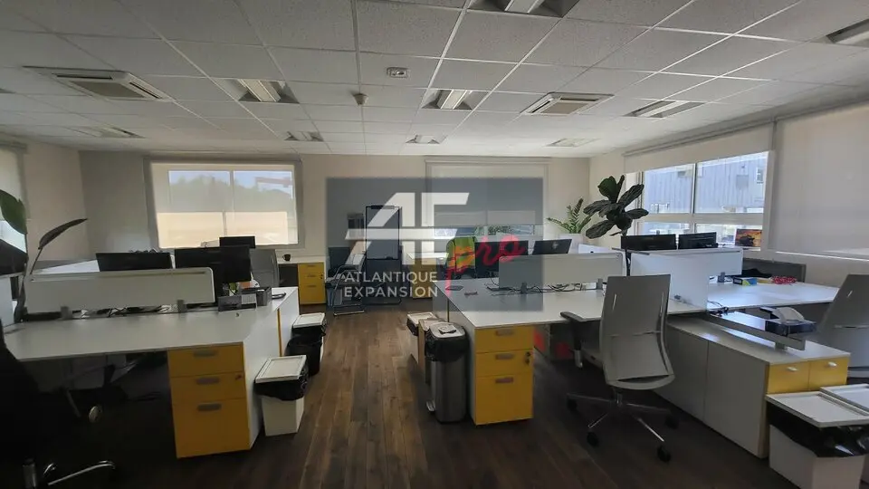 Bureau à louer - Saint-Nazaire (44600) - 404 m² - 15 000 €/mois