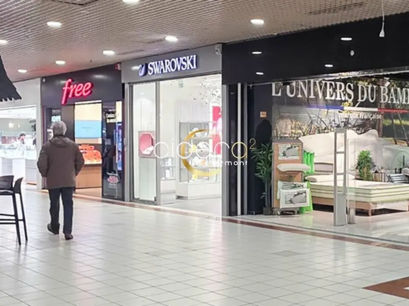 A LOUER LOCAL COMMERCIAL DANS GALERIE MARCHANDE AUBIERE (63170)