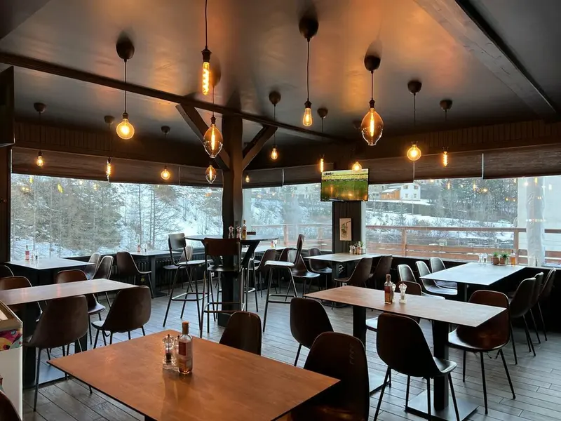 Fonds de commerce à vendre - Crêperie - Bessans (73480) - 290 000 €