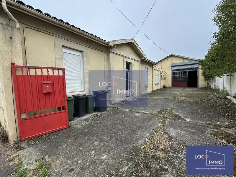 A vendre Entrepôt 325m² Le Bouscat