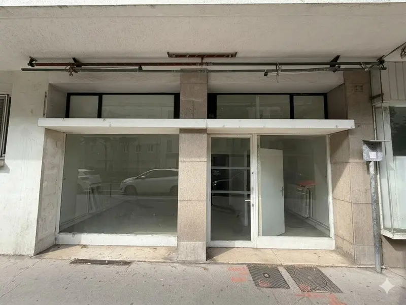 A louer Local commercial  41.38m² Villeurbanne