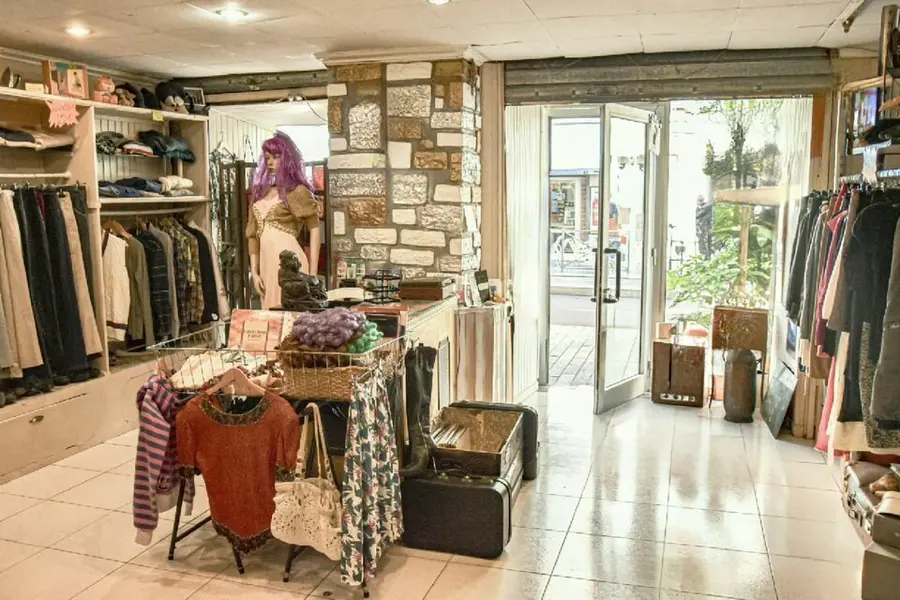 Local Commercial à vendre - Nice (06300) - 65 m² - 0 €