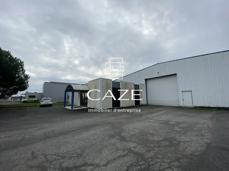 Entrepôt / Activité à vendre - Beychac-Et-Caillau (33750) - 2120 m²