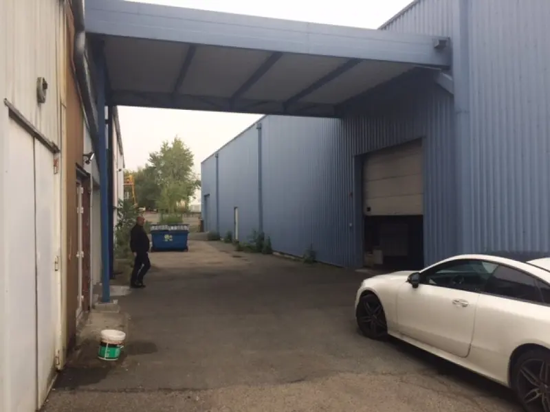 Entrepôt / Activité à louer - Bordeaux (33300) - 655 m² - 3 984 €/mois