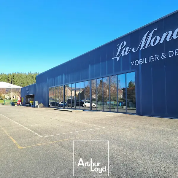 Entrepôt / Activité à vendre - Rilhac-Treignac (19260) - 1400 m²