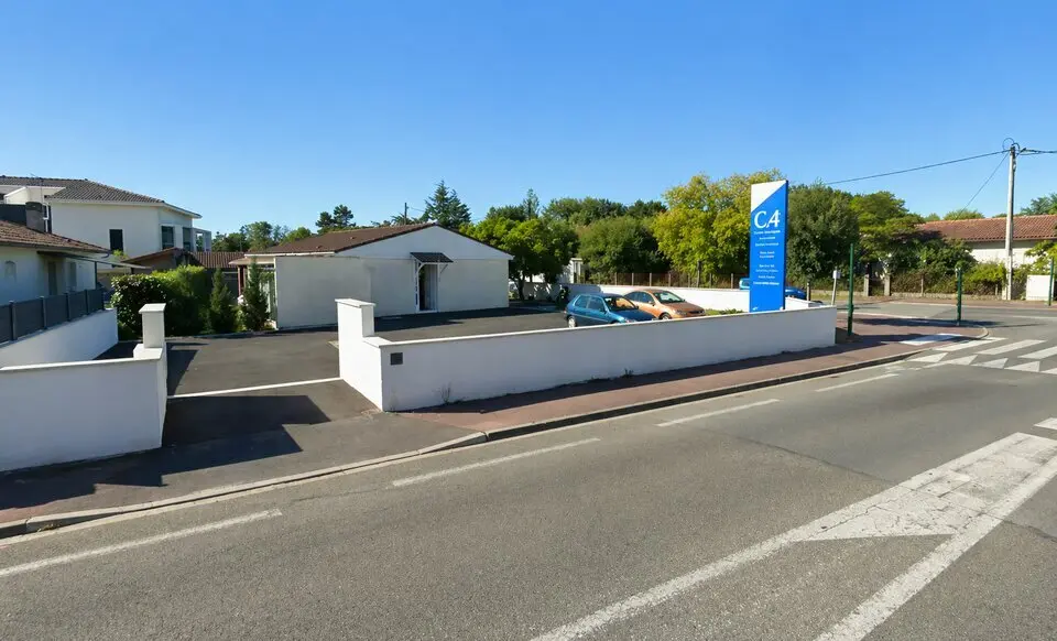 A vendre Local commercial  130m² Mérignac