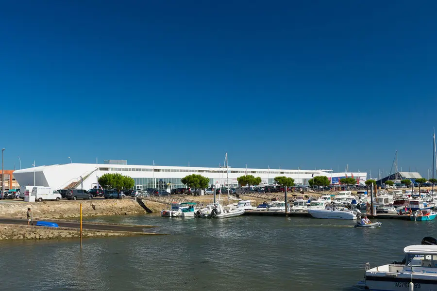 Entrepôt / Activité à louer - Arcachon (33120) - 2025 m²
