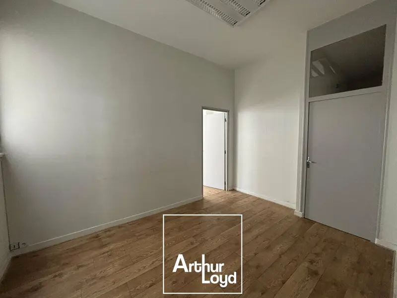 Entrepôt / Activité à louer - Brive-La-Gaillarde (19100) - 46 m² - 500 €/mois