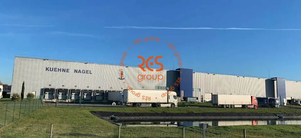 Entrepôt / Activité à louer - Blanquefort (33290) - 15600 m² - 101 416 €/mois