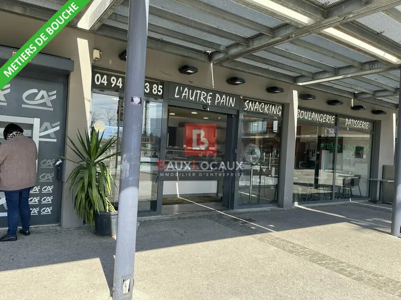 Local Commercial à vendre - Fréjus (83600) - 210 m² - 715 000 €