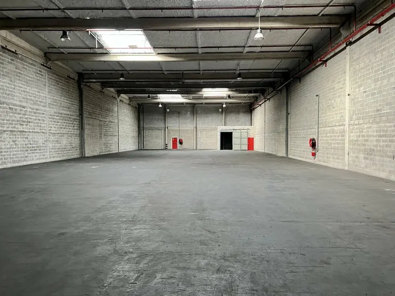 Entrepôt / Activité à louer - Marly-La-Ville (95670) - 1352 m² - 8 450 €/mois
