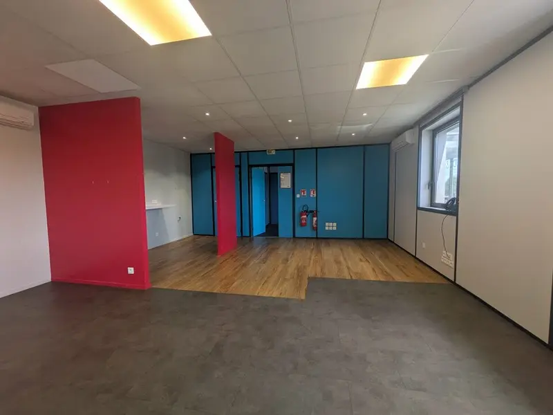 Bureau à louer - Le Grand-Quevilly (76120) - 83 m² - 911 €/mois