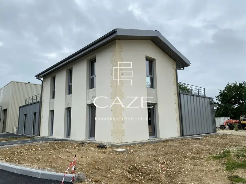 LOCAL A VENDRE - ARTIGUES PRES BORDEAUX