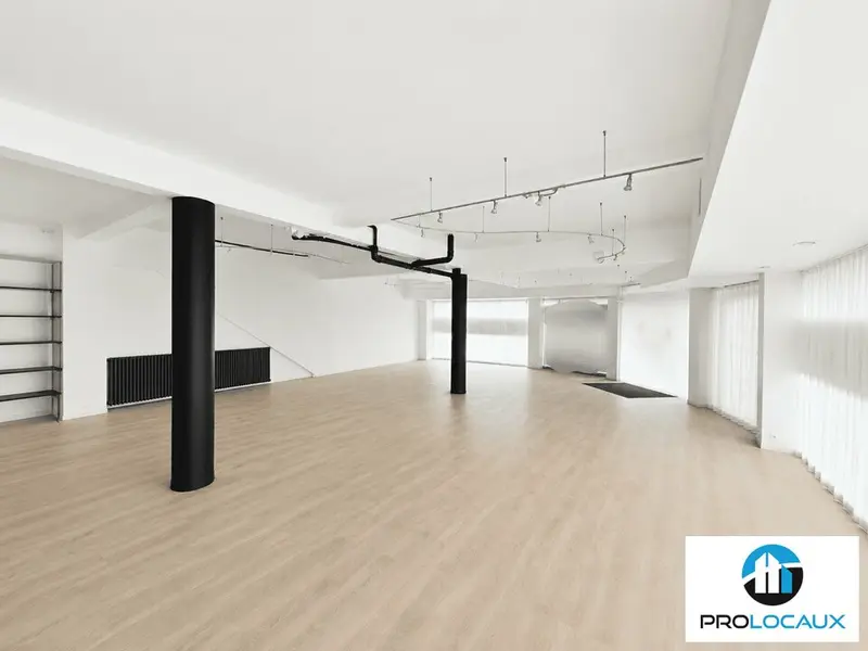 A louer Local commercial  255m² Amiens