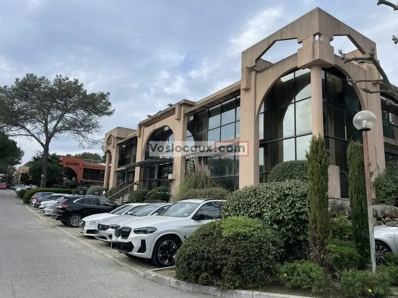 Bureau à vendre - Valbonne (06560) - 1371 m²