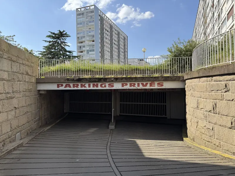 À vendre – Box fermé en sous-sol – Rennes Centre (Colombier)