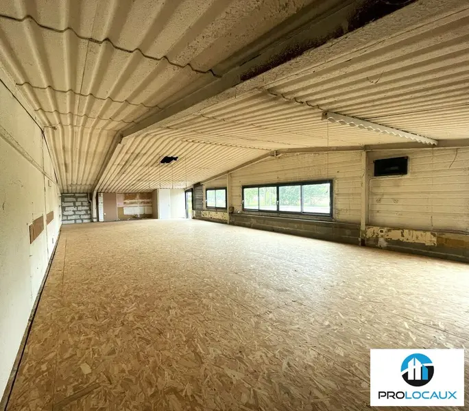 A louer Bureaux 105m² Arnas