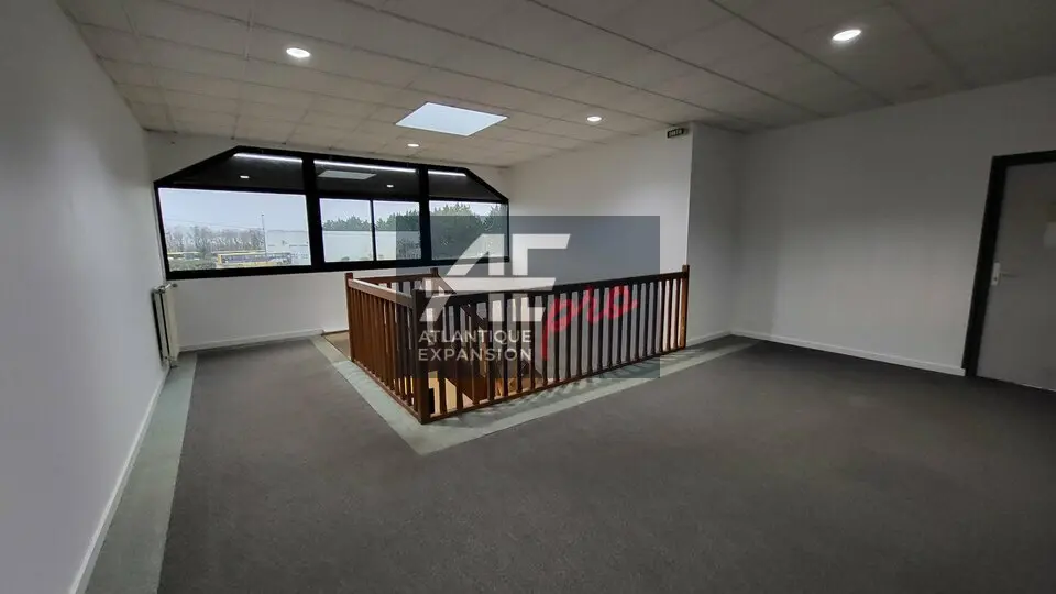 A vendre Bureaux 714m² Pontchâteau