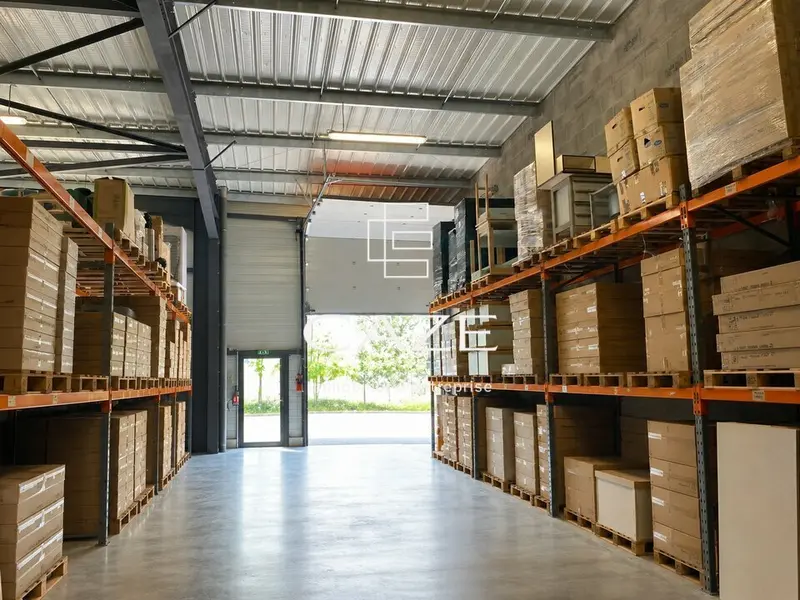 Entrepôt / Activité à vendre - Martignas-Sur-Jalle (33127) - 202 m²
