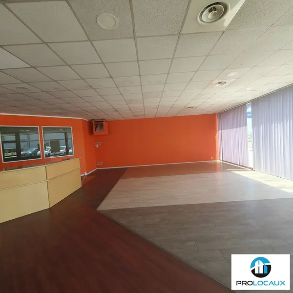 Entrepôt / Activité à louer - Fontanil-Cornillon (38120) - 429 m² - 3 233 €/mois