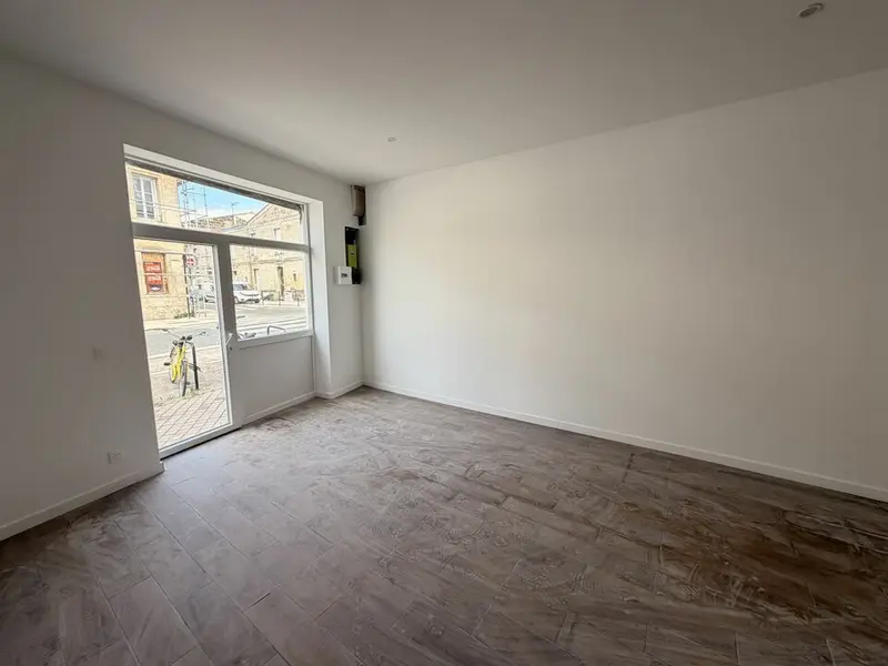 LOCATION - LOCAL PROFESSIONNEL - BORDEAUX