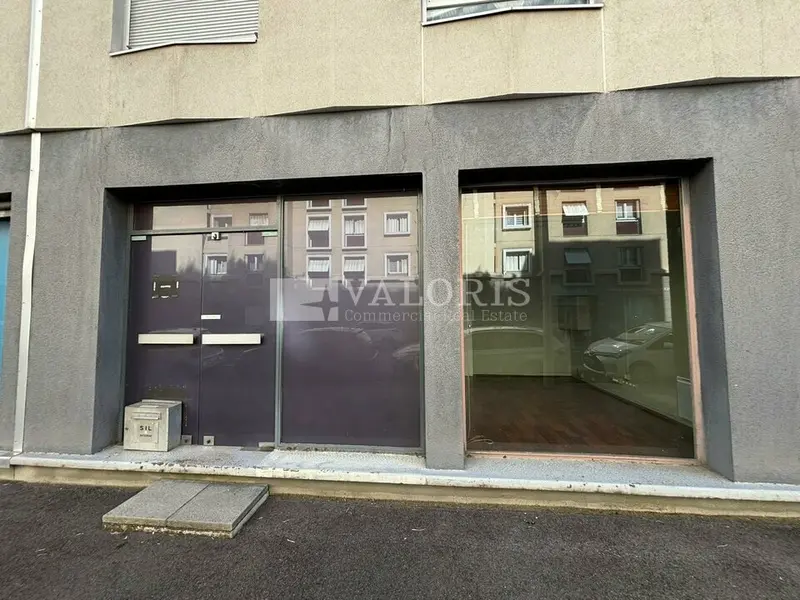 A louer Local commercial  76m² Lyon 06