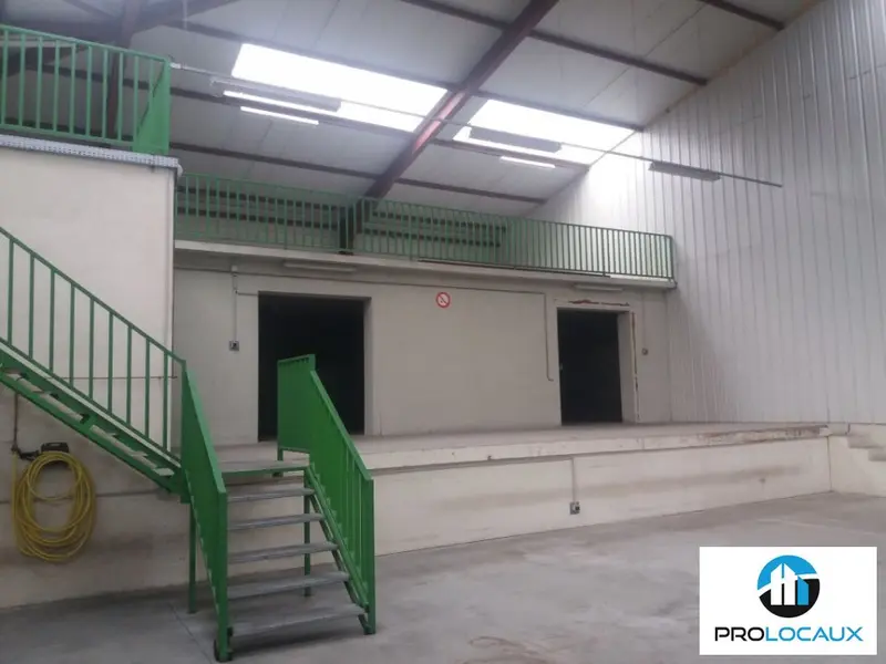 Entrepôt / Activité à louer - Eybens (38320) - 510 m² - 3 000 €/mois