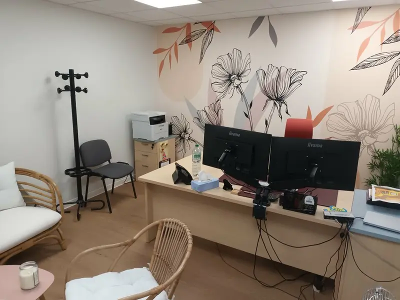 Bureau à louer - Fontaine-Sous-Préaux (76160) - 158 m² - 1 329 €/mois