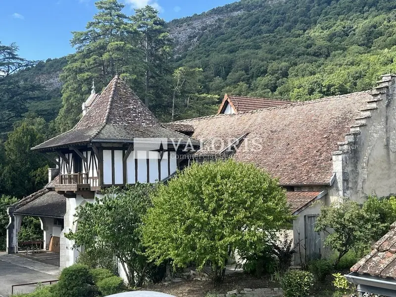 Bureau à vendre - Peyrieu (01300) - 5328 m²