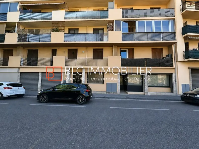 Entrepôt / Activité à louer - Marseille 14 (13014) - 180 m² - 1 800 €/mois
