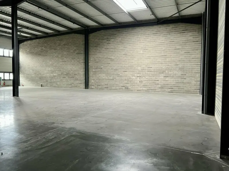 Entrepôt / Activité à vendre - Mauregard (77990) - 777 m²