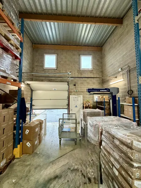 A louer Locaux d'activité 90m² Saint-Soupplets