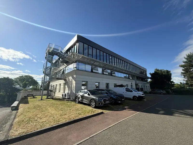 Bureau à vendre - Bron (69500) - 139 m²